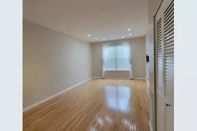 11S505 Rachael Court, Willowbrook, IL 60527 - Photo 8