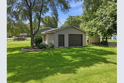 28 S Cherry Drive, Oswego, IL 60543 - Photo 8
