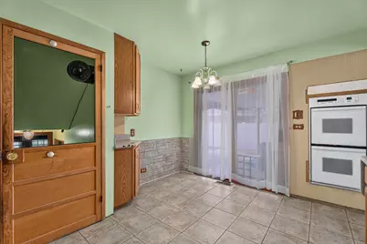 15719 Kenwood Avenue, South Holland, IL 60473 - Photo 4