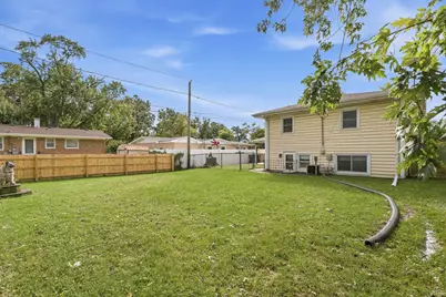 15719 Kenwood Avenue, South Holland, IL 60473 - Photo 30