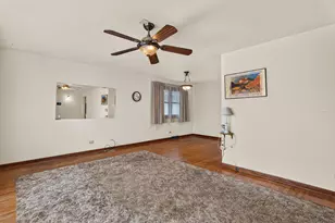15719 Kenwood Ave, South Holland, IL 60473 - Photo 8