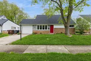 433 Wildwood Dr, Park Forest, IL 60466 - Photo 1