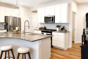 1221 Josiah Rd, Naperville, IL 60563 - Photo 6