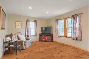 10749 S Kedzie Ave, Chicago, IL 60655 - Photo 2