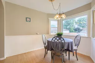 10749 S Kedzie Ave, Chicago, IL 60655 - Photo 6