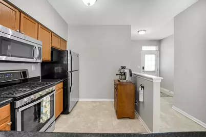 1419 Walnut Hill Avenue, Saint Charles, IL 60174 - Photo 4