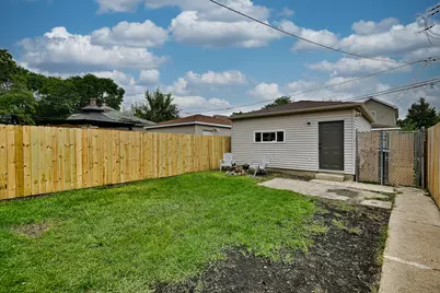 1645 S Keeler Avenue, Chicago, IL 60623 - Photo 46