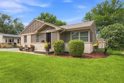 534 E Park Avenue, Elmhurst, IL 60126 - Photo 2