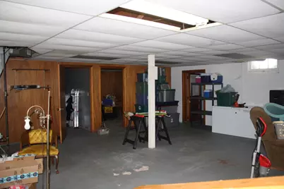 221 W Morgan Street, Dixon, IL 61021 - Photo 18