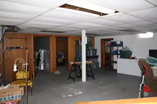 221 W Morgan St, Dixon, IL 61021 - Photo 18