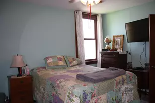 221 W Morgan St, Dixon, IL 61021 - Photo 12