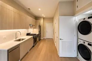 3757 N Sheffield Ave, Chicago, IL 60613 - Photo 10