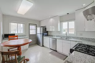 9389 Hamlin Ave, Des Plaines, IL 60016 - Photo 6