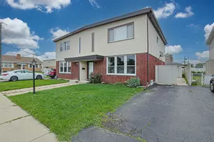 9389 Hamlin Ave, Des Plaines, IL 60016 - Photo 2