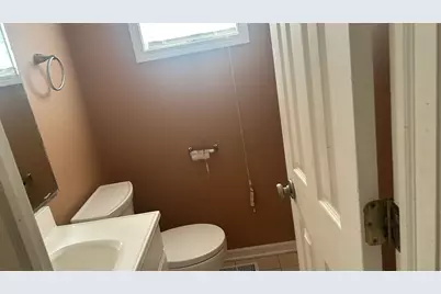 8658 Gregory Ln   Unit C Lane #c, Des Plaines, IL 60016 - Photo 14