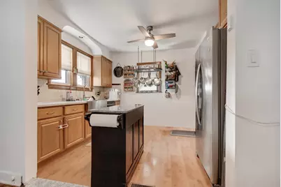 3833 Oak Park Avenue, Berwyn, IL 60402 - Photo 8