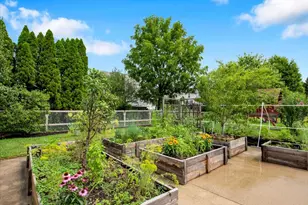 499 Kensington Ct, Dekalb, IL 60115 - Photo 24