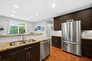333 Foxford Dr, Cary, IL 60013 - Photo 12