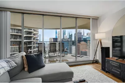 300 N State Street #3508, Chicago, IL 60654 - Photo 6
