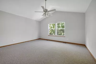 5568 Cambridge Way, Hanover Park, IL 60133 - Photo 14