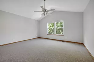 5568 Cambridge Way, Hanover Park, IL 60133 - Photo 14