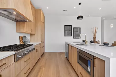 1347 W Grand Avenue #4N, Chicago, IL 60642 - Photo 10