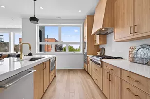 1347 W Grand Ave, Chicago, IL 60642 - Photo 12