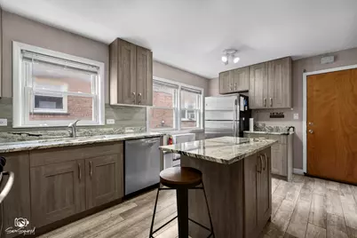 6357 W Addison Street #1FSW, Chicago, IL 60634 - Photo 2