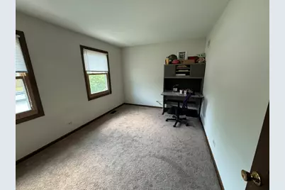 1013 E Benton Avenue, Naperville, IL 60540 - Photo 12
