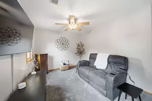 11001 S Albany Ave, Chicago, IL 60655 - Photo 14