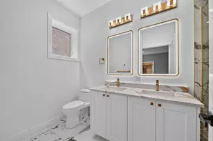 1347 W Grand Ave, Chicago, IL 60642 - Photo 12