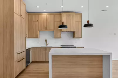 1347 W Grand Avenue #2N, Chicago, IL 60642 - Photo 4