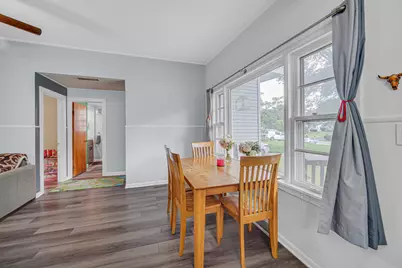 909 Pershing Drive, Wauconda, IL 60084 - Photo 10
