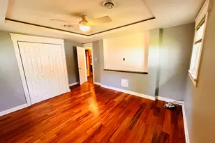 432 Natoma St, Park Forest, IL 60466 - Photo 6