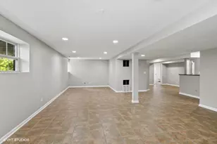1851 Olympic Dr, Vernon Hills, IL 60061 - Photo 18