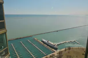 195 N Harbor Dr, Chicago, IL 60601 - Photo 14