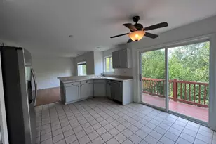 1429 Meadowsedge Ln, Carpentersville, IL 60110 - Photo 8