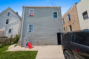 1015 N Central Ave, Chicago, IL 60651 - Photo 46