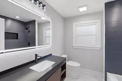 37 E Weathersfield Way, Schaumburg, IL 60193 - Photo 6