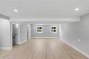 37 E Weathersfield Way, Schaumburg, IL 60193 - Photo 22