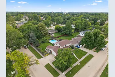 226 Meadow Wood Drive, Joliet, IL 60431 - Photo 38