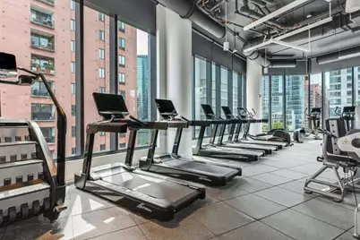 350 N Canal Street #3207, Chicago, IL 60606 - Photo 16