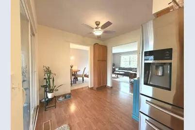 360 Homewood Drive, Bolingbrook, IL 60440 - Photo 10