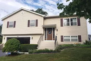 360 Homewood Dr, Bolingbrook, IL 60440 - Photo 1