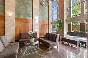 1122 N Clark St, Chicago, IL 60610 - Photo 24