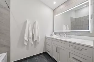 328 Cromwell Ct, Westmont, IL 60559 - Photo 24