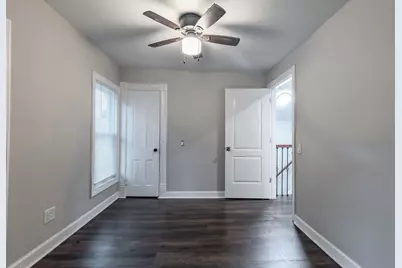 38 N Green Street, Carpentersville, IL 60110 - Photo 18