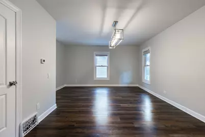 38 N Green Street, Carpentersville, IL 60110 - Photo 6