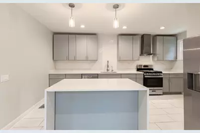 38 N Green Street, Carpentersville, IL 60110 - Photo 8