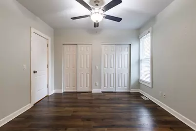 38 N Green Street, Carpentersville, IL 60110 - Photo 14